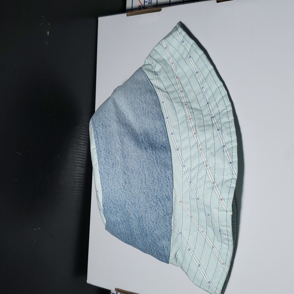 Bucket Hat Jeans and Cotton Nostalgia, blue stitching